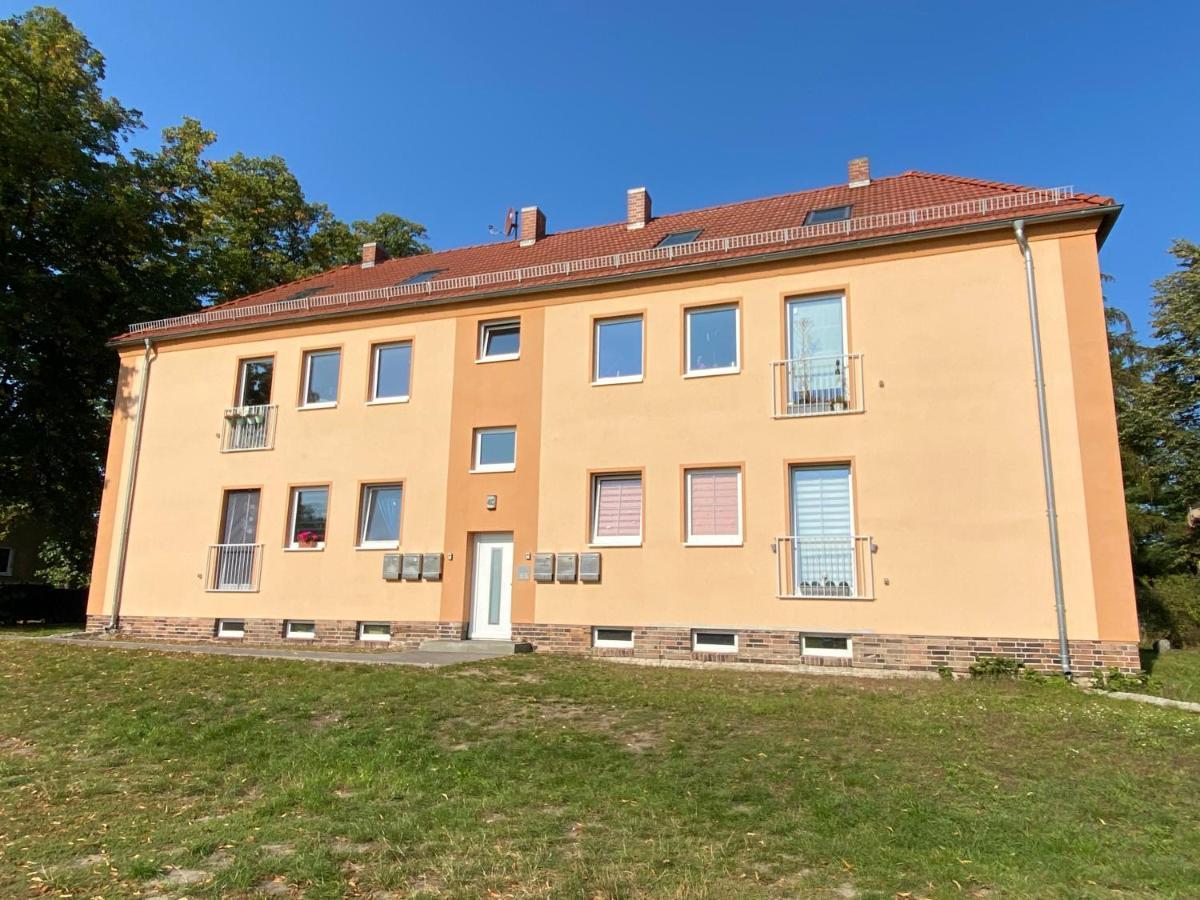 Moderne Wohnung Im Gruenen Werneuchen Dış mekan fotoğraf
